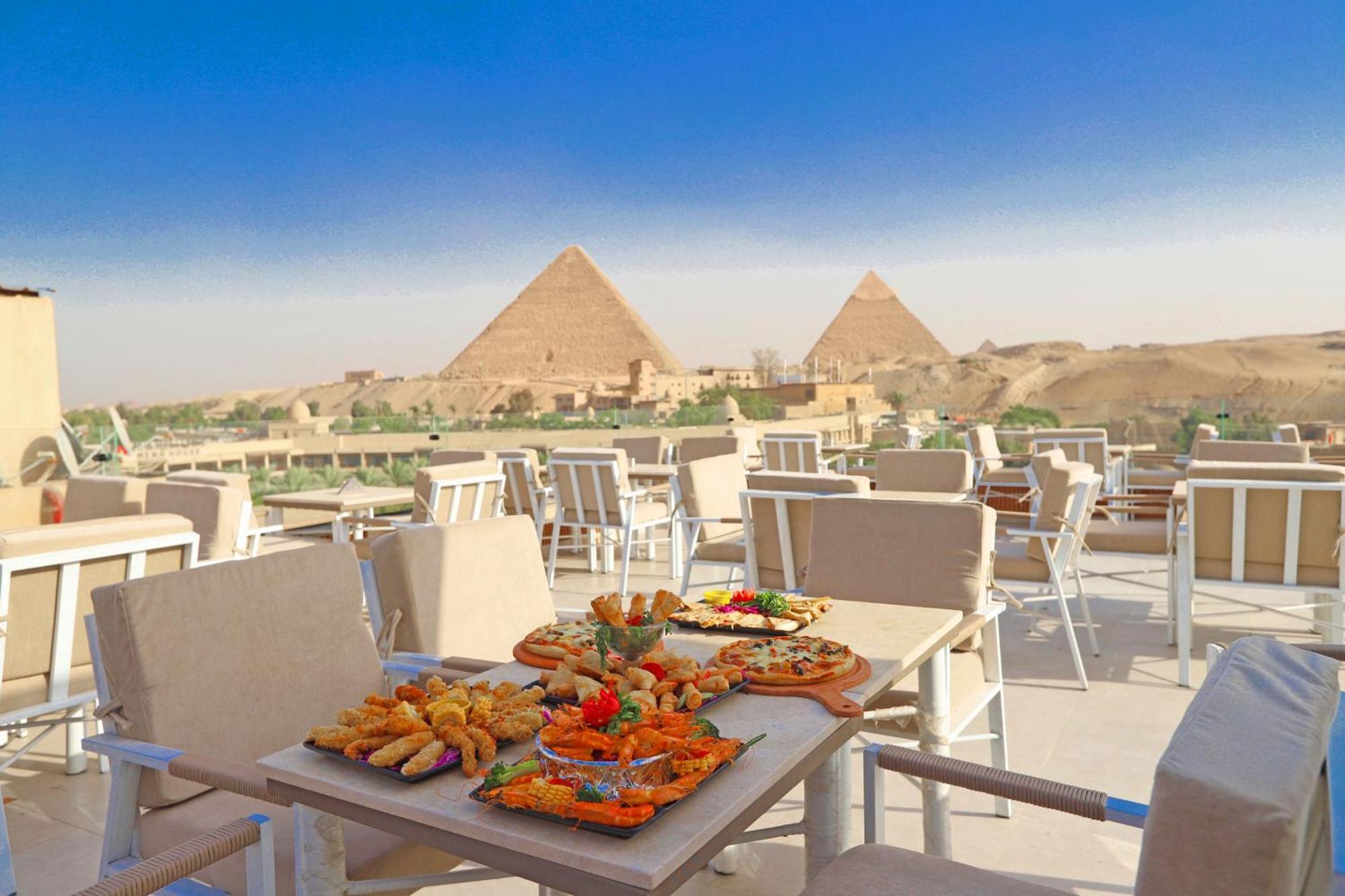 Gaia Pyramids Hotel Kafret el-Gabal Exterior foto