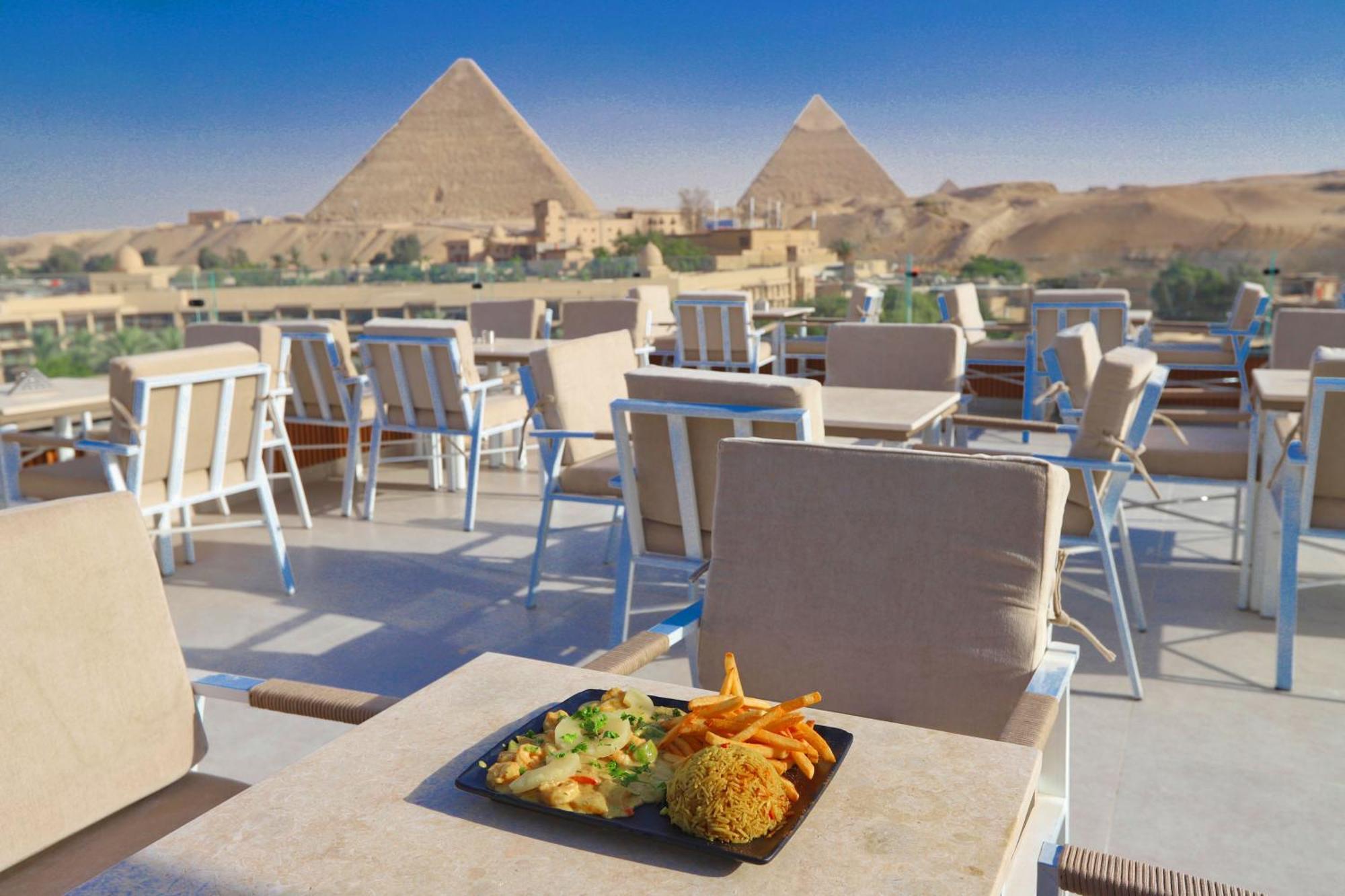 Gaia Pyramids Hotel Kafret el-Gabal Exterior foto