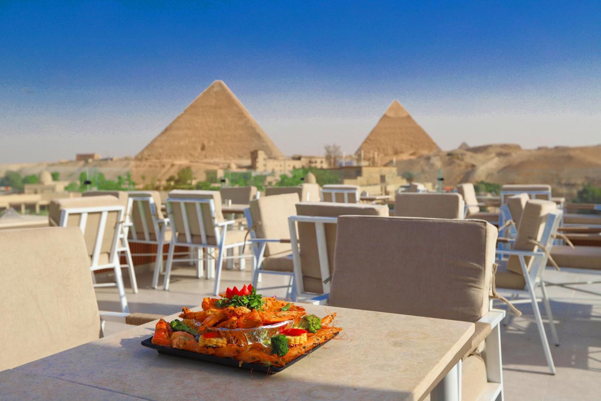 Gaia Pyramids Hotel Kafret el-Gabal Exterior foto