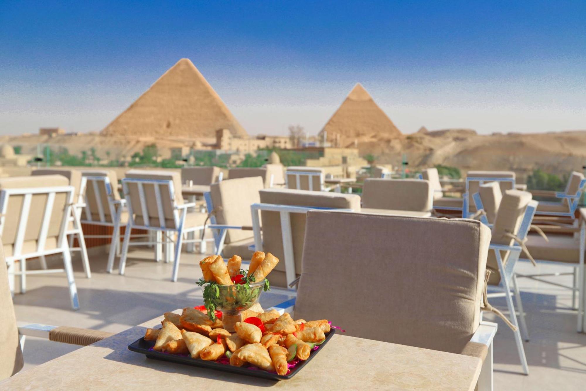 Gaia Pyramids Hotel Kafret el-Gabal Exterior foto