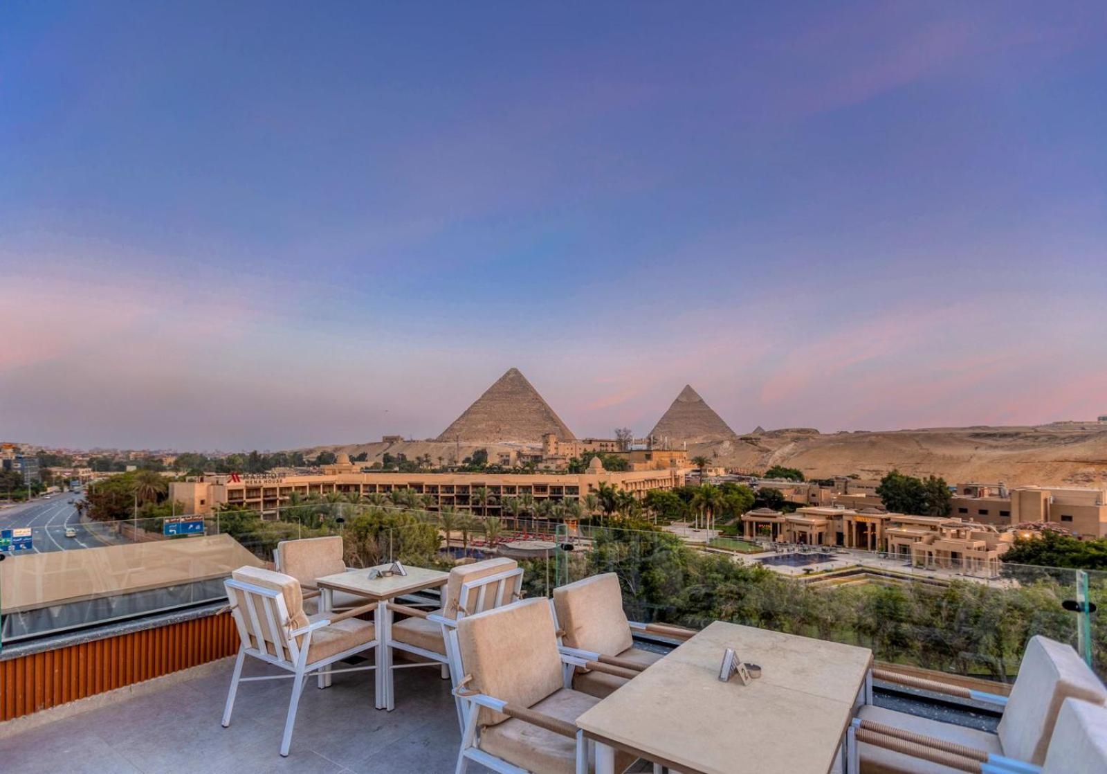 Gaia Pyramids Hotel Kafret el-Gabal Exterior foto