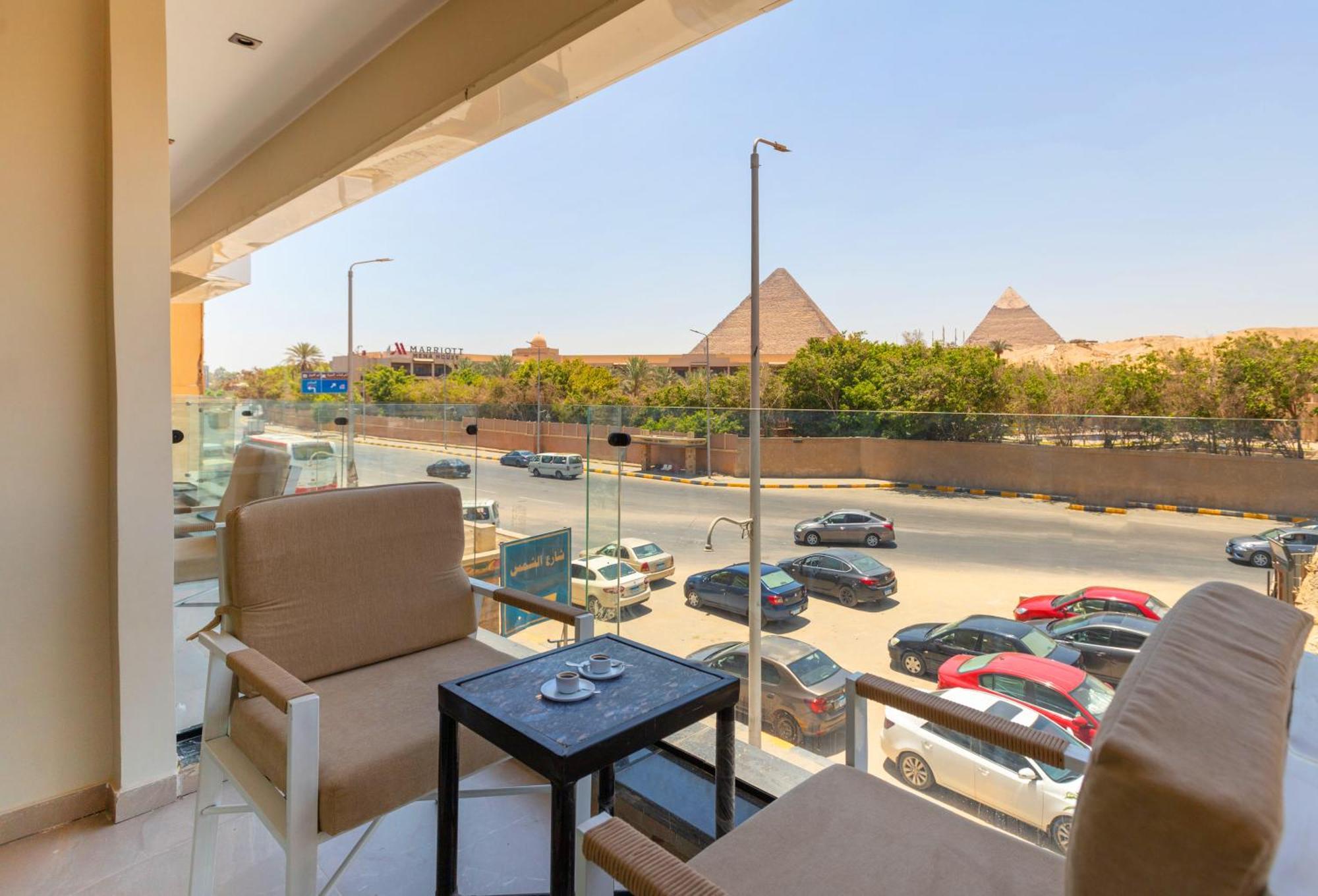 Gaia Pyramids Hotel Kafret el-Gabal Exterior foto